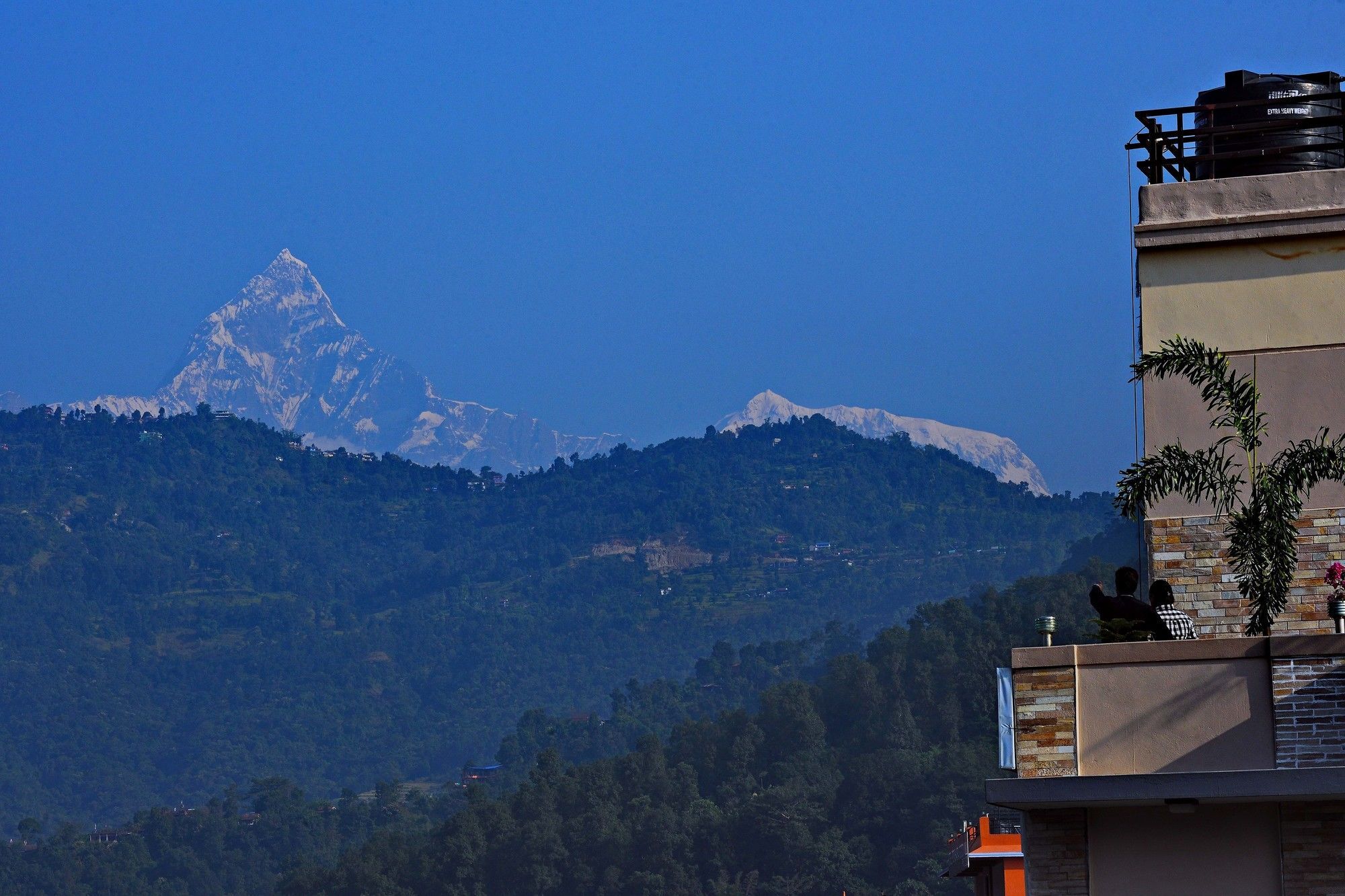 Hotel Queens Park Pokhara Exteriör bild